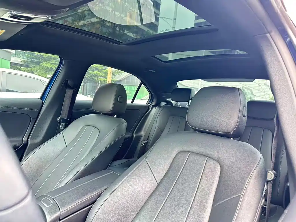 Mercedes-Benz A-Class — миниатюра 11