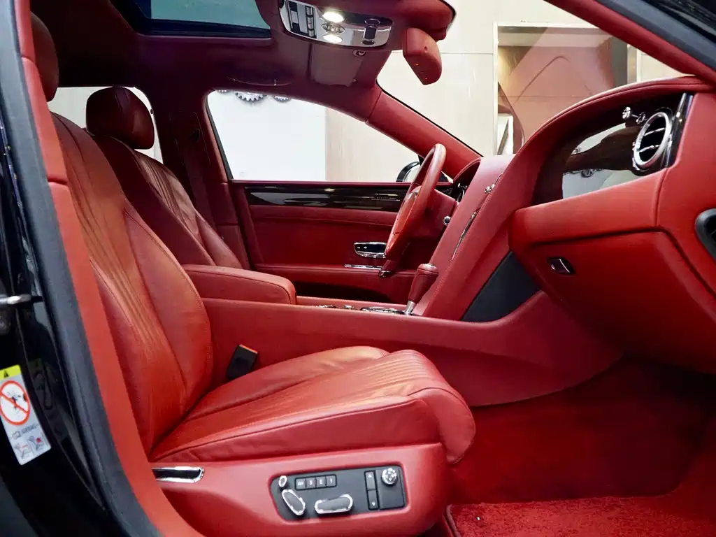 Bentley Flying Spur — миниатюра 9