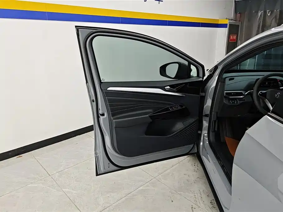 VOLKSWAGEN ID.4 CROZZ