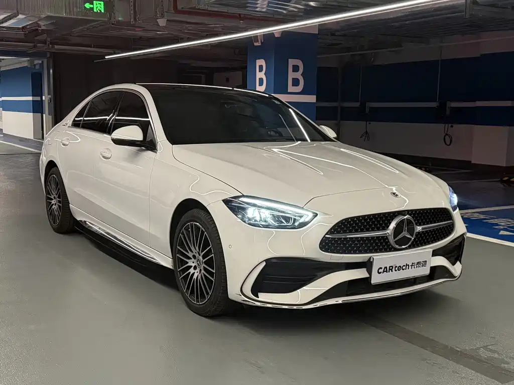 Mercedes-Benz C-Class — миниатюра 3