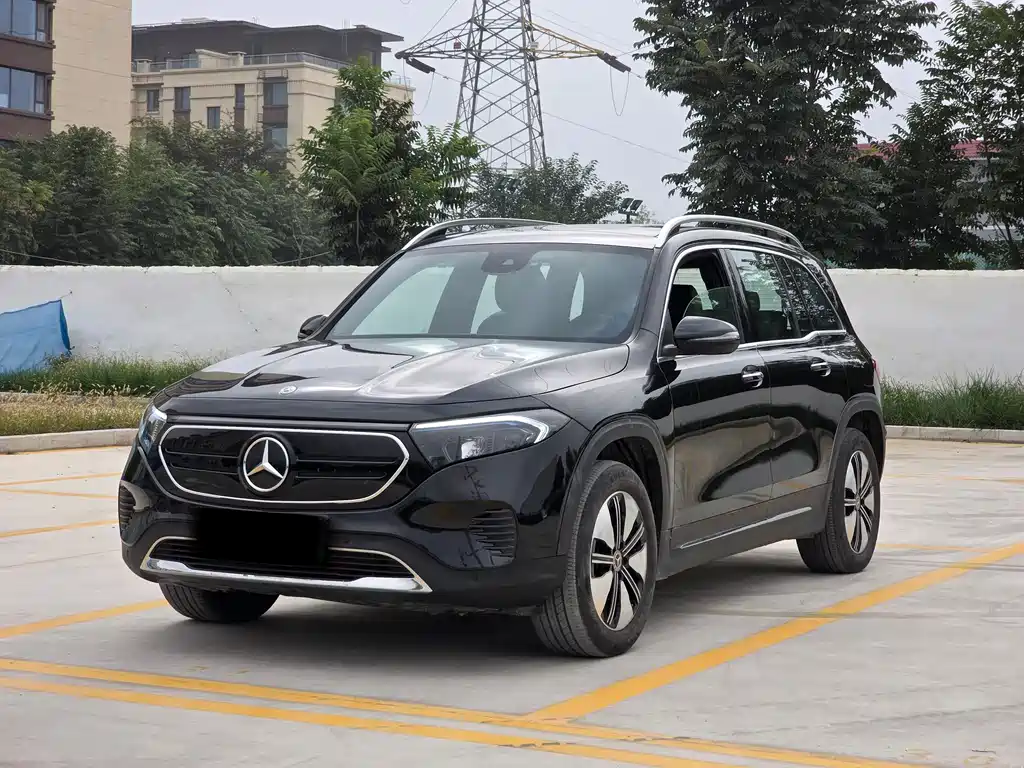 Mercedes-Benz EQB 2024