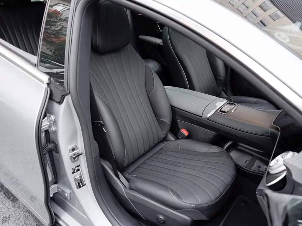 Mercedes-Benz EQS — миниатюра 16