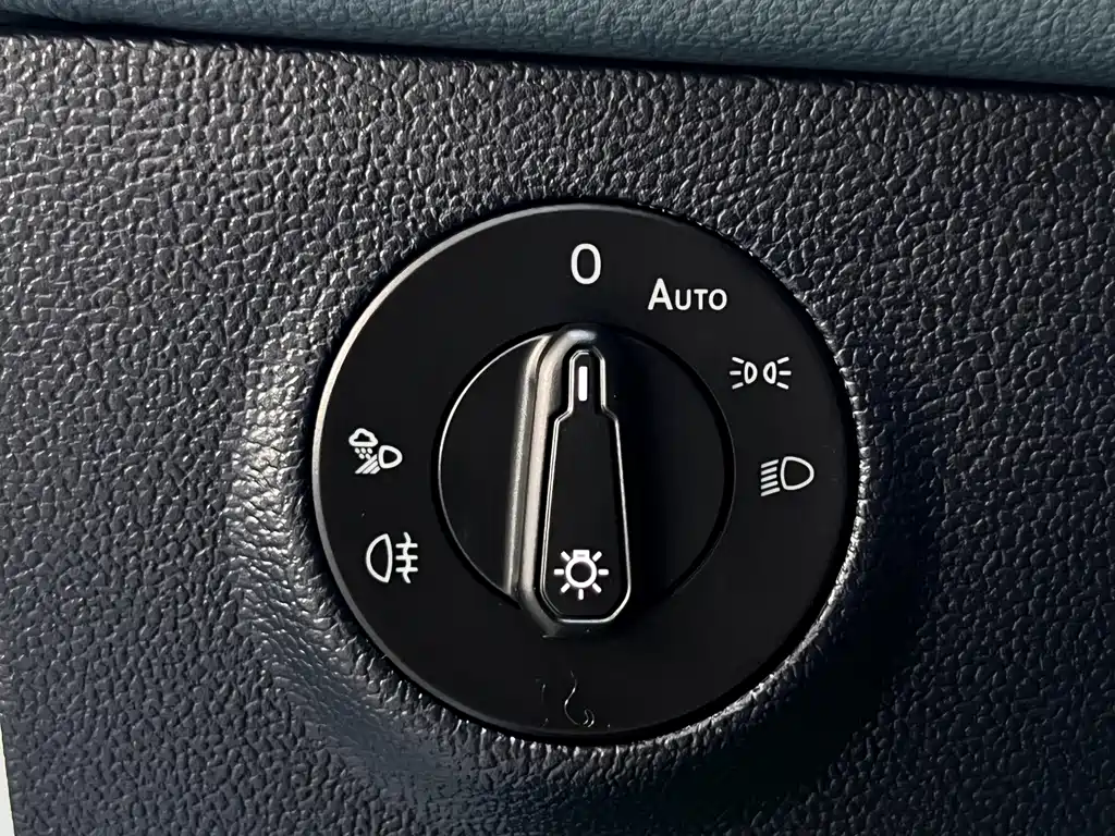 Volkswagen Tharu — миниатюра 15