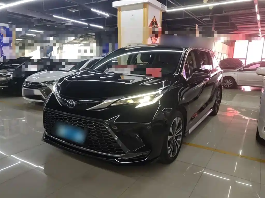 Toyota Granvia 2024