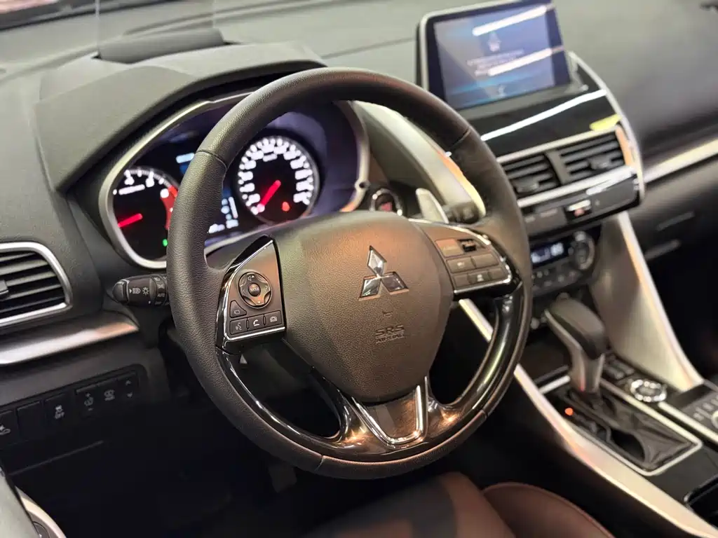 Mitsubishi Eclipse Cross 1.5T CVT 4WD True I Edition, фото 7
