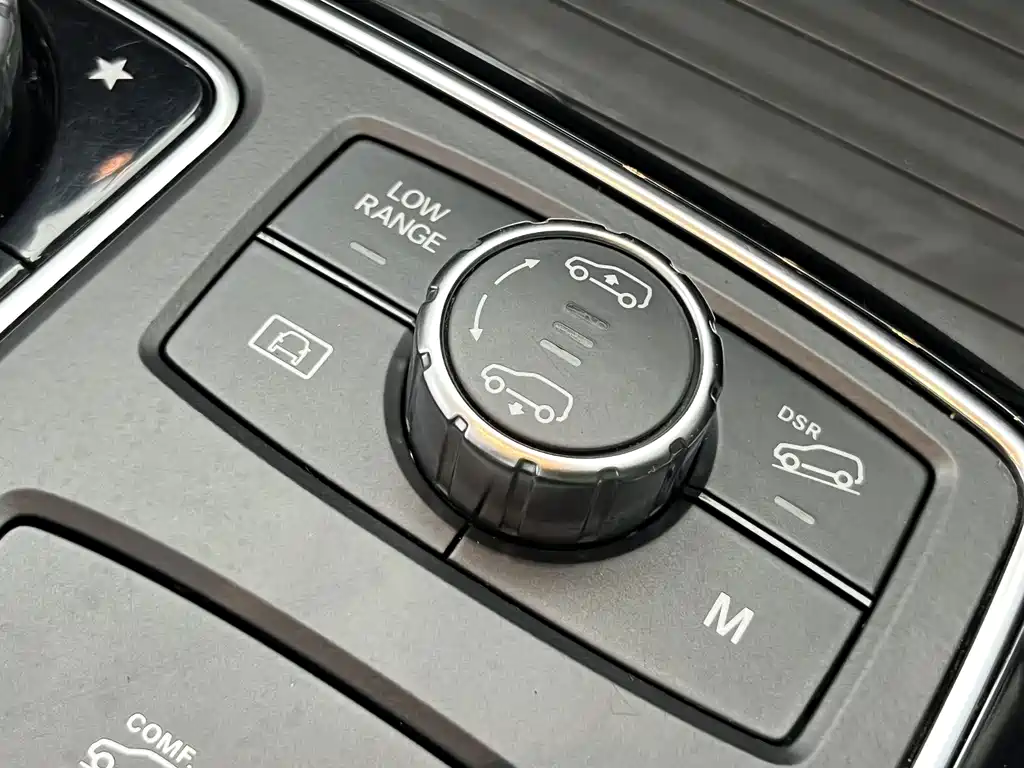 Mercedes-Benz GLS — миниатюра 18
