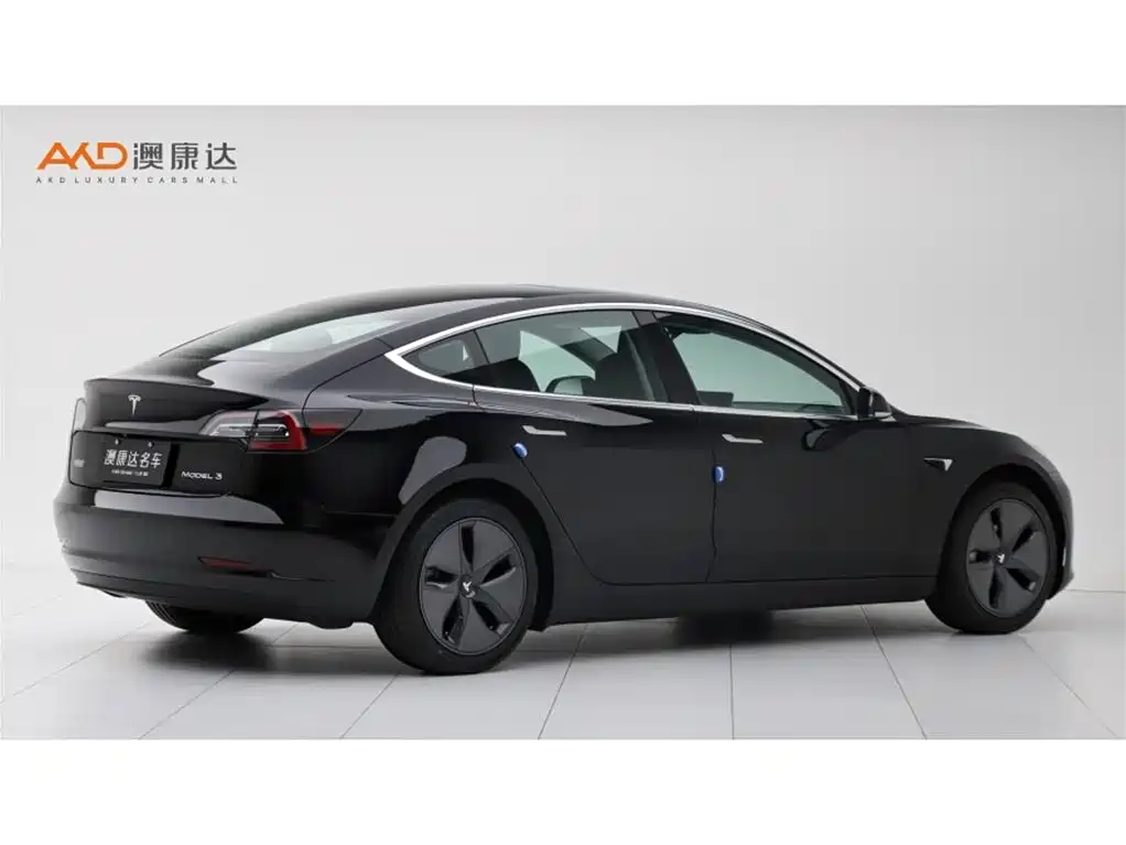 Tesla Model 3 — фотографии объявления, Фото 3