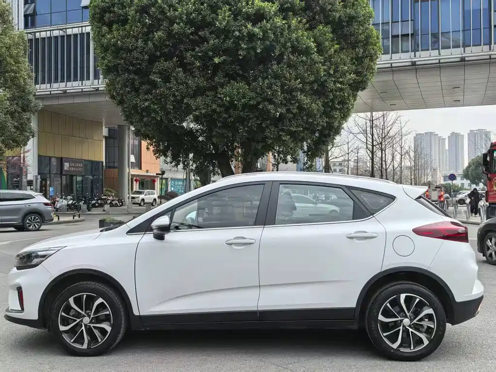 GEELY AUTOMOBILE EMGRAND GS