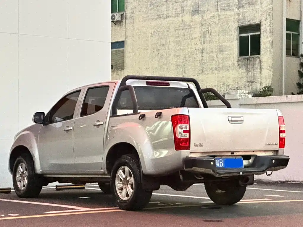 Isuzu RE-MAX Ruimai — миниатюра 9