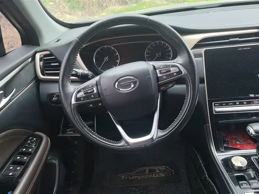 GAC TRUMPCHI GS5