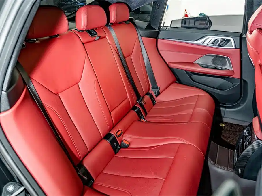 BMW i4 — миниатюра 23