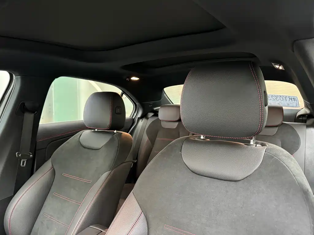 Mercedes-Benz A-Class A 2025 A 200 L Fashion
