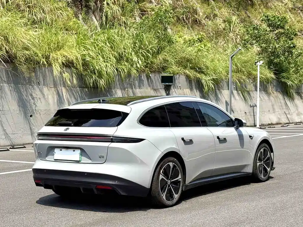 NIO ET5T — миниатюра 8