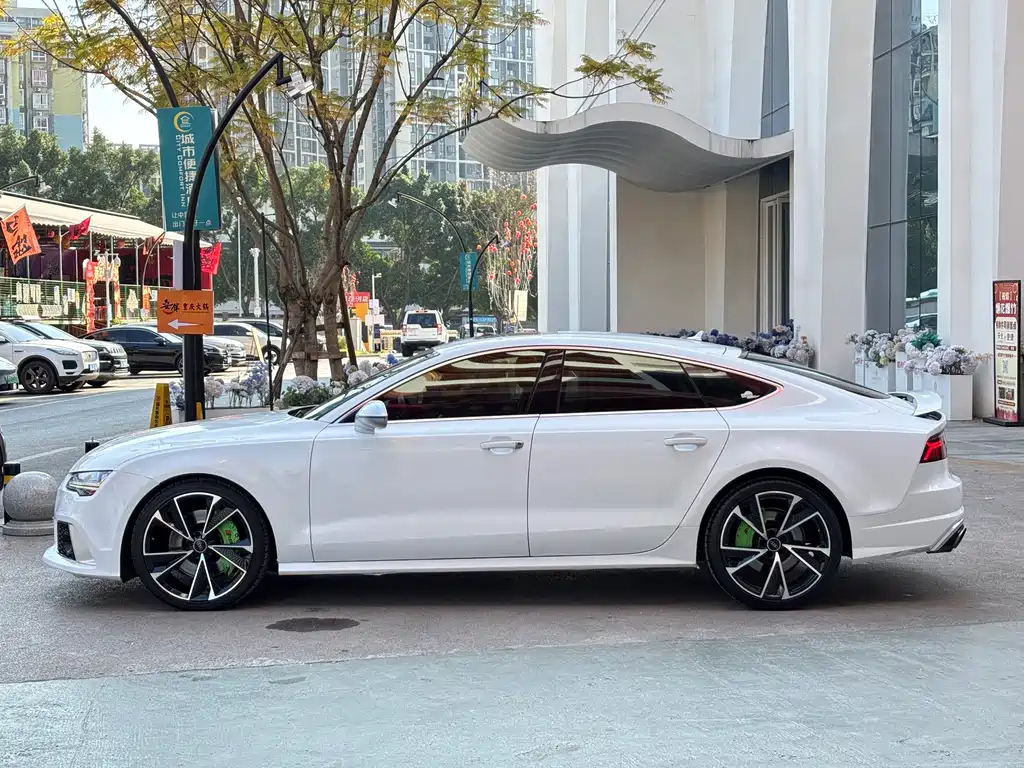 AUDI A7