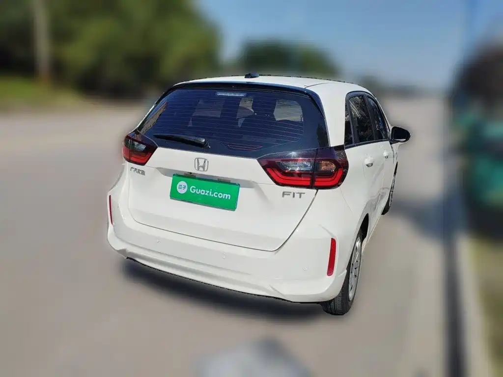 Honda Fit — миниатюра 4