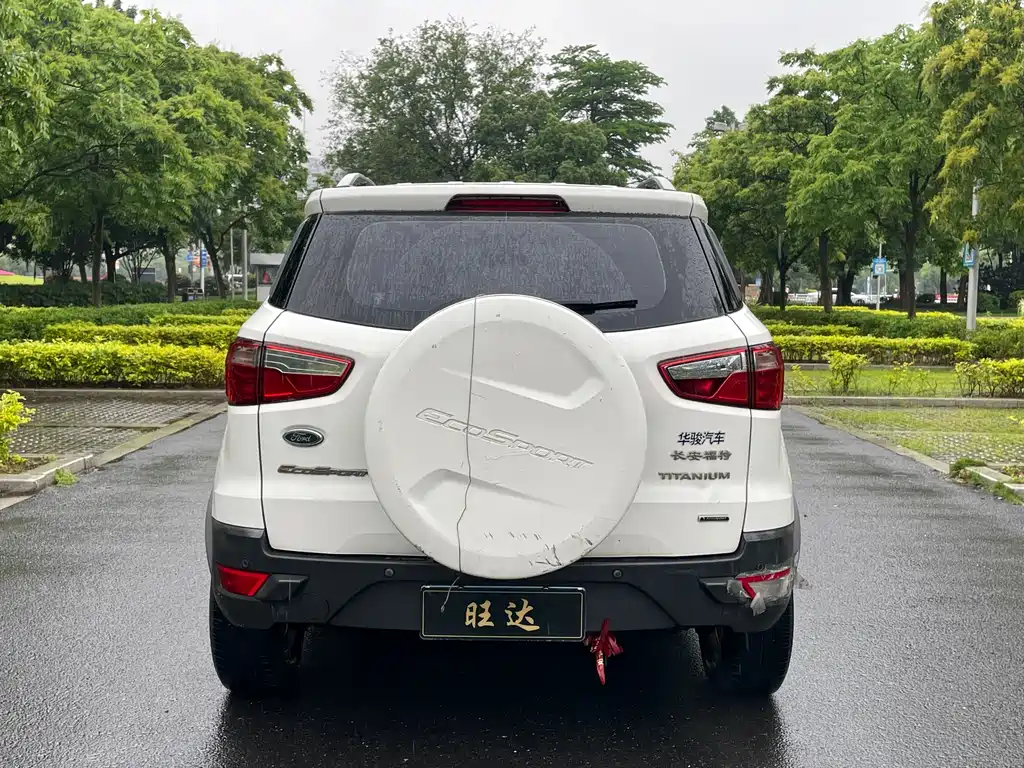 Ford EcoSport 2013 1.0L GTDi MT Luxury
