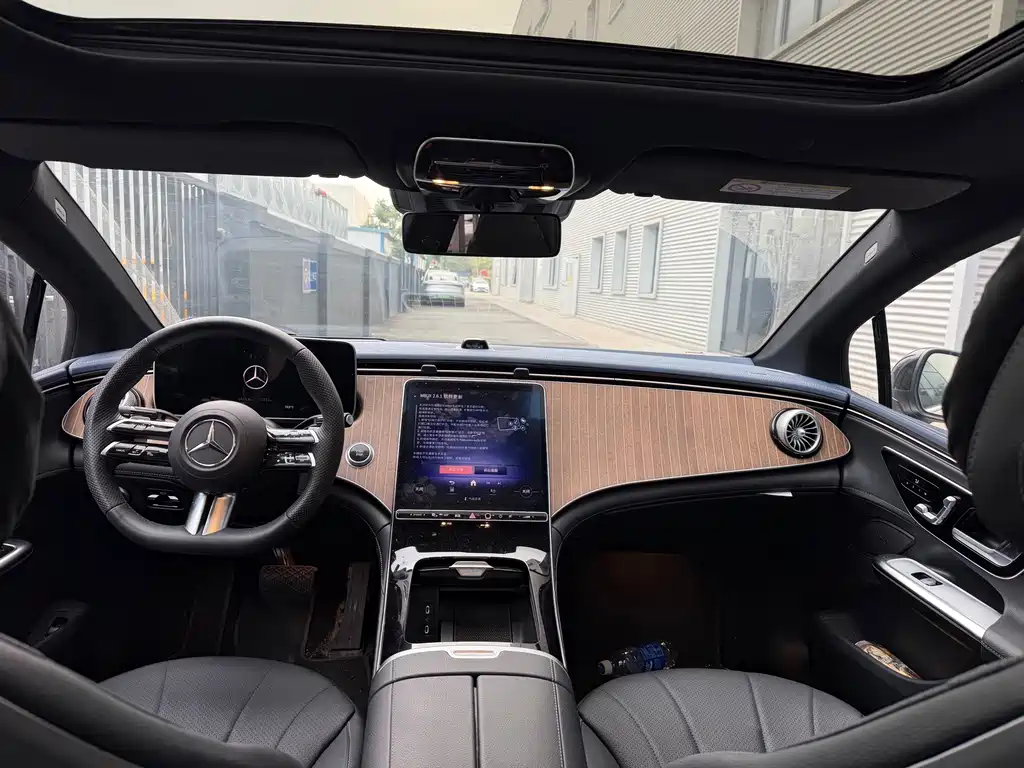 Mercedes-Benz EQE — миниатюра 8