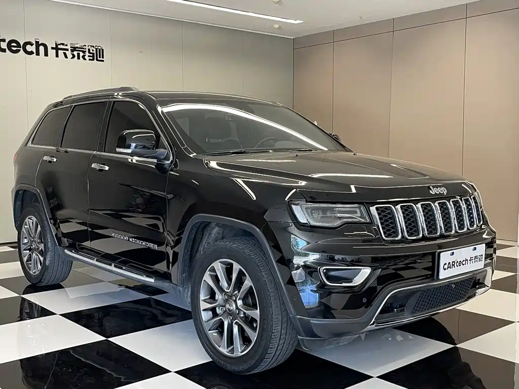 Jeep Grand Cherokee (Import) — миниатюра 2