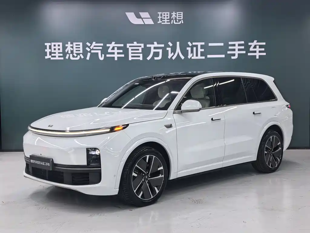 Li Auto Li L9 2025