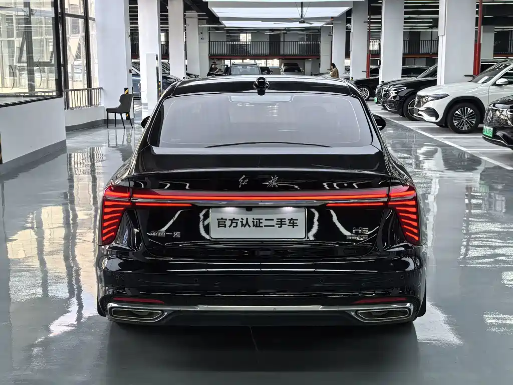 Hongqi Hongqi H5 — миниатюра 13