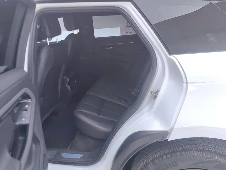 Land Rover Evoque — миниатюра 11