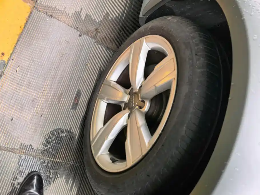 Audi A4 (Import) — миниатюра 6