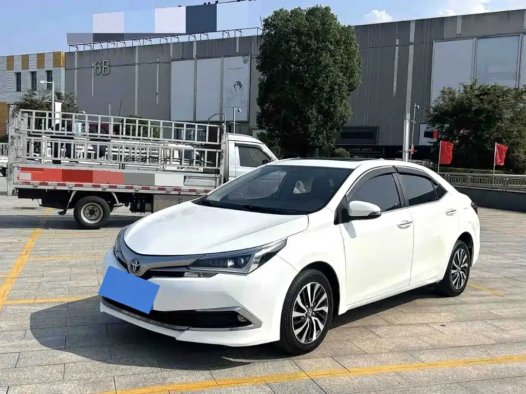 Toyota Corolla 2017 1.8L E-CVT Lead
