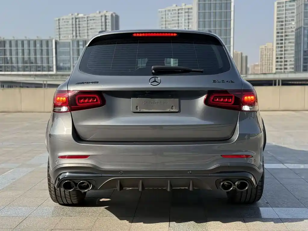 MERCEDES-BENZ GLC AMG