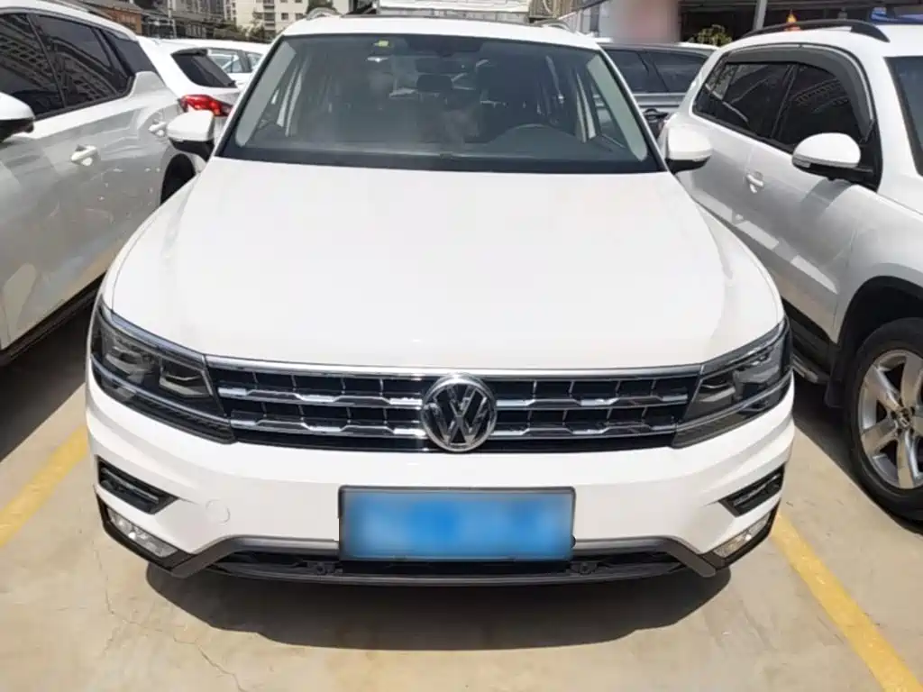 Volkswagen Tiguan L — миниатюра 3
