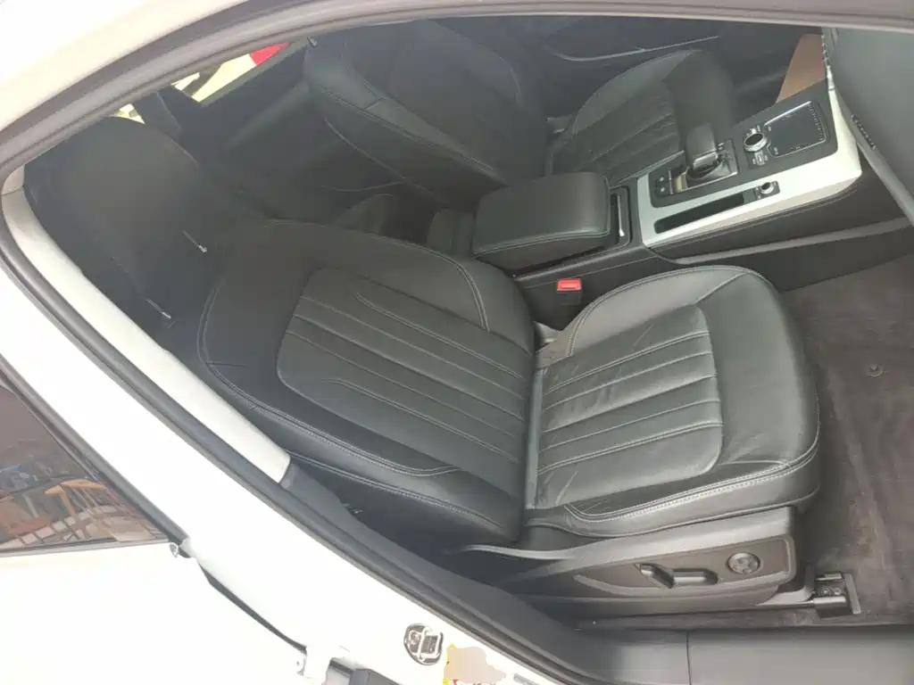 Audi Q5L — миниатюра 25