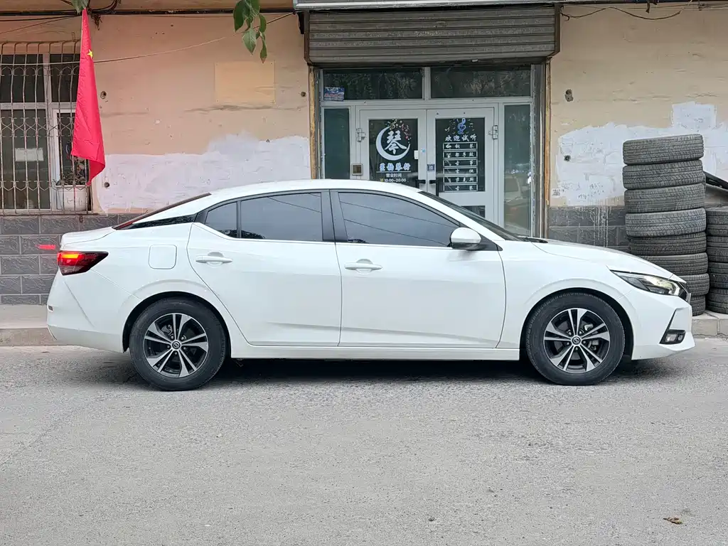 Nissan Sylphy — миниатюра 7