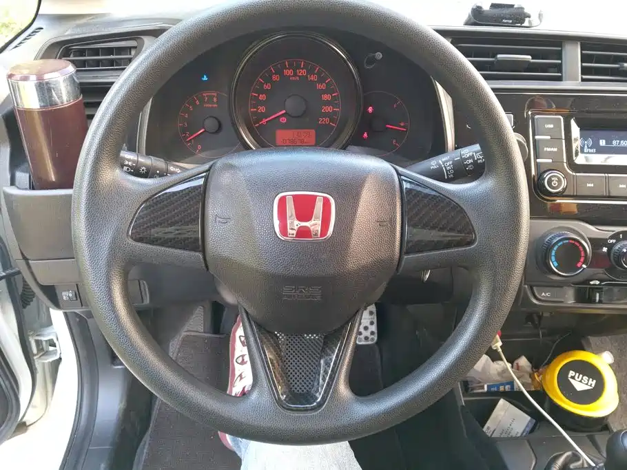 Honda Fit — миниатюра 15