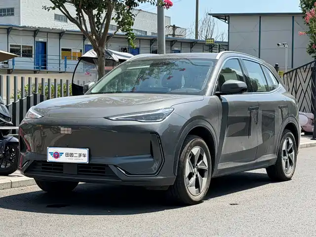 2025 Geely Galaxy E5