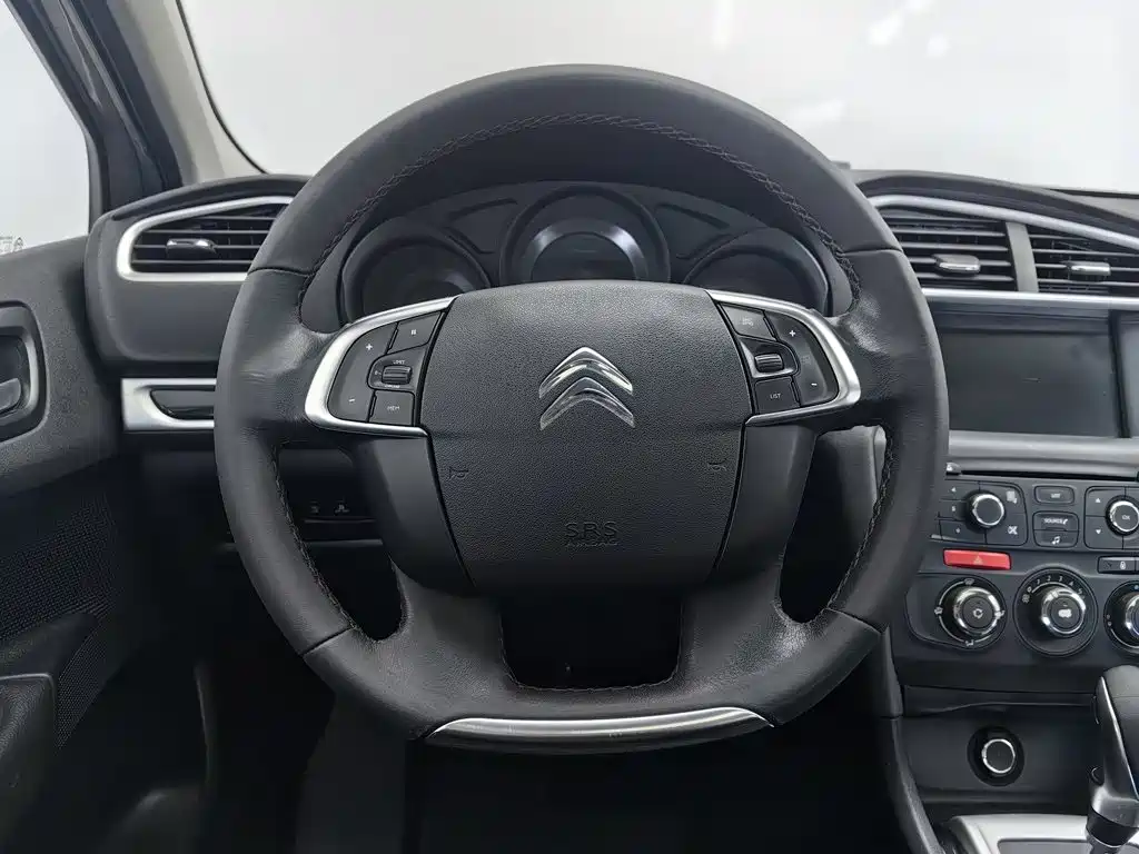 Citroen C4L — миниатюра 11
