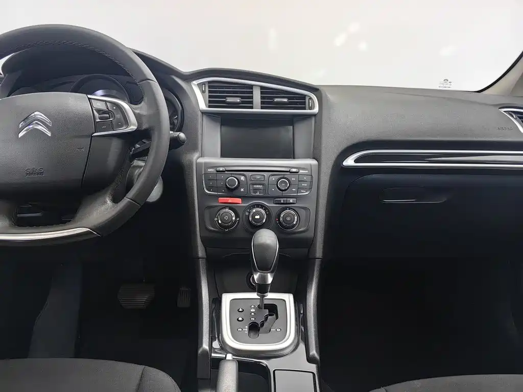 Citroen C4L — миниатюра 12