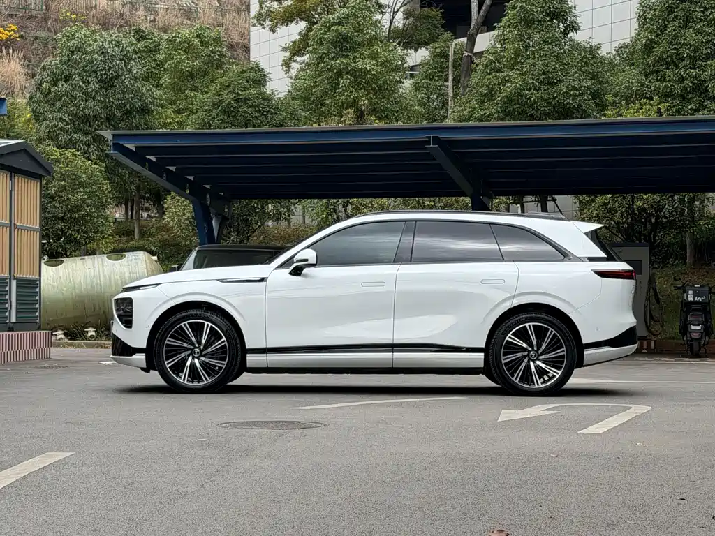 XPeng G9 — миниатюра 7