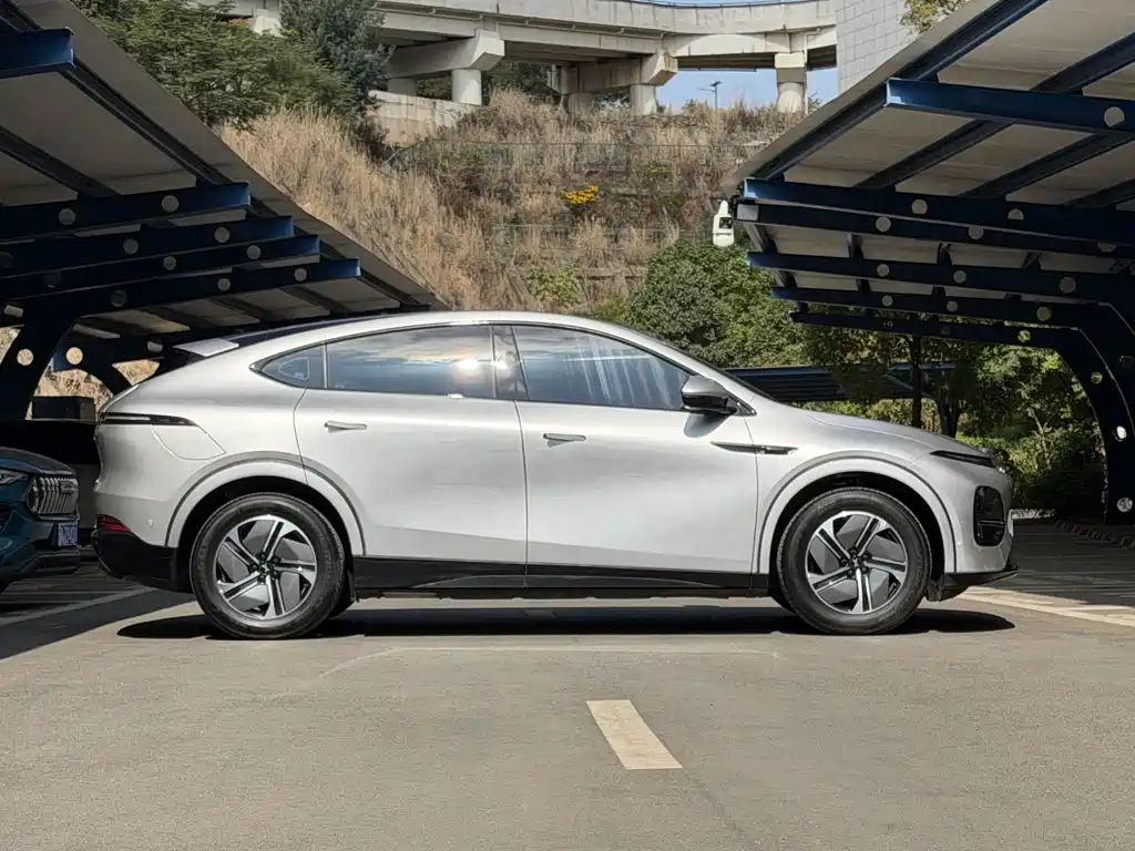 XPeng G6 — миниатюра 4