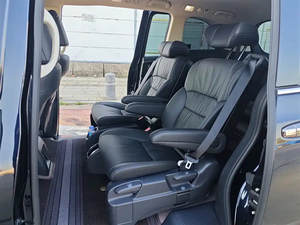 Honda Odyssey — миниатюра 5
