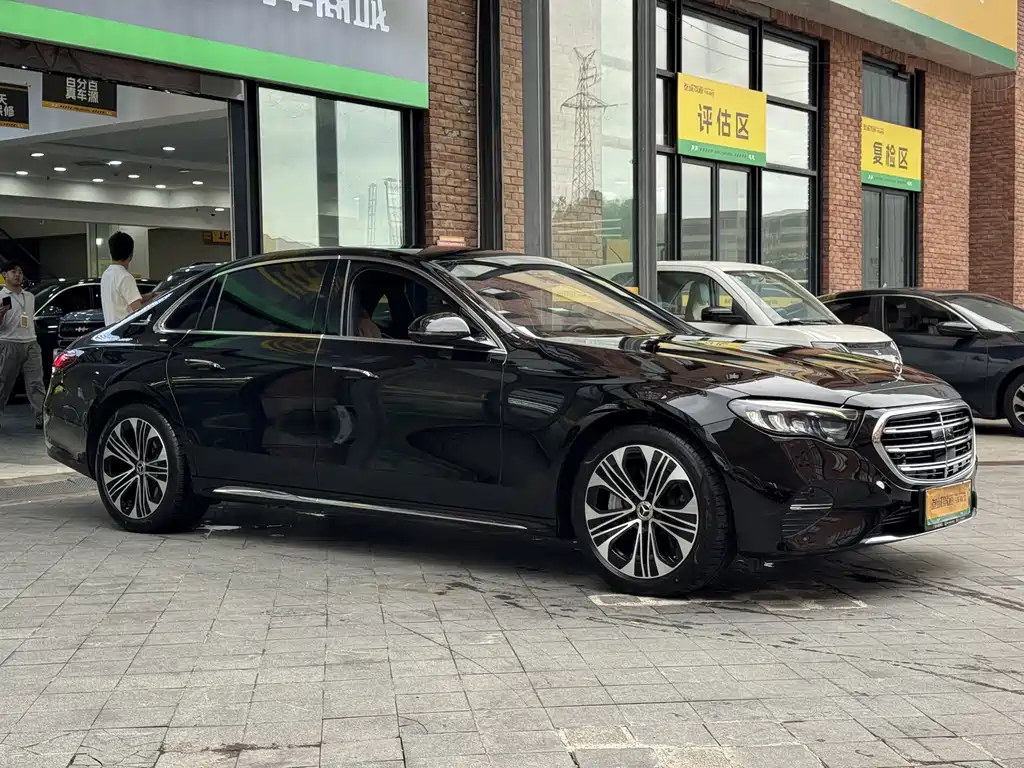Mercedes-Benz E-Class New Energy — миниатюра 4