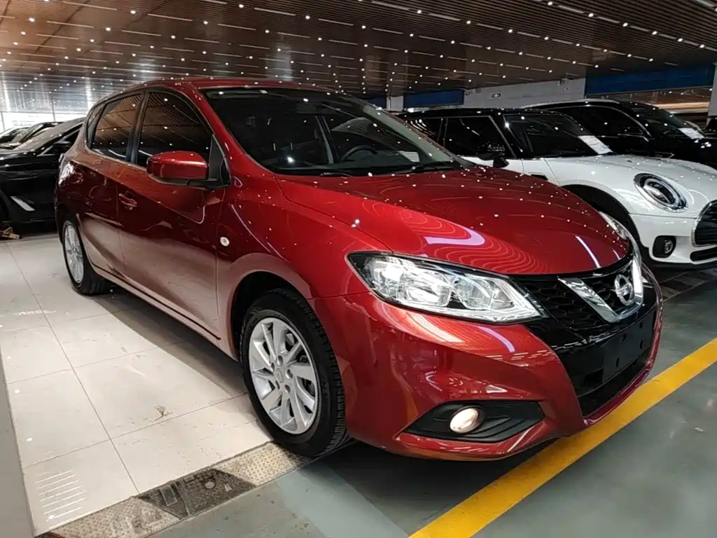 Nissan Tiida — миниатюра 4