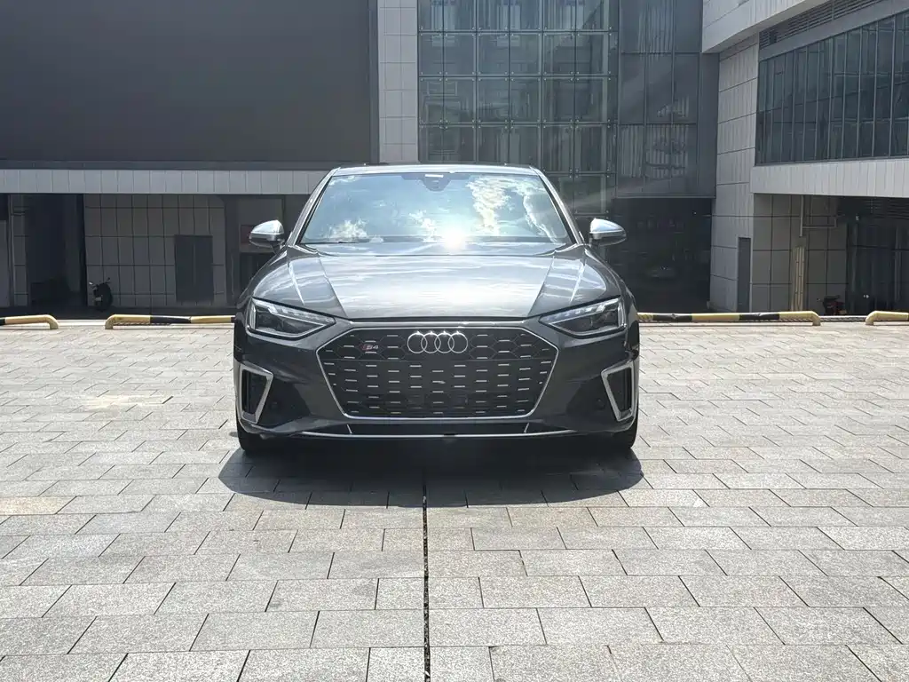 Audi S4 — миниатюра 2