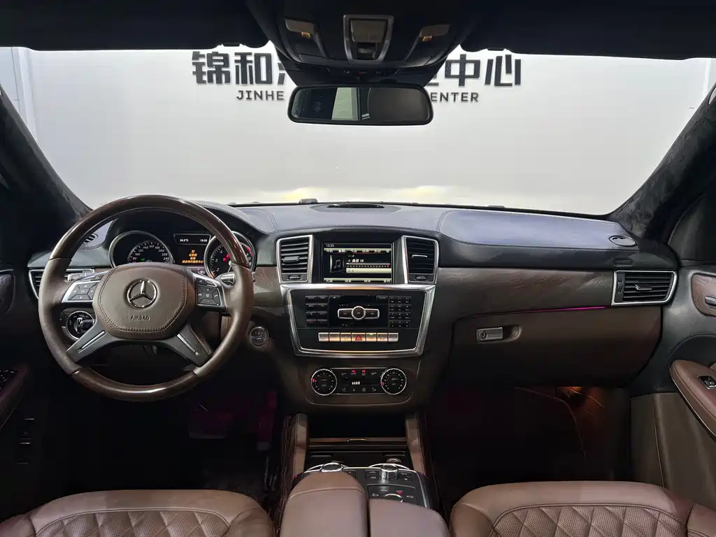 Mercedes-Benz GL-Class — миниатюра 9