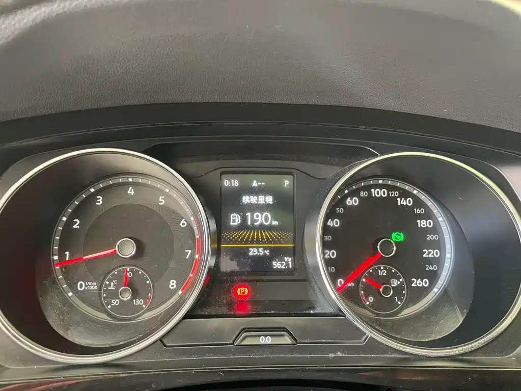 Volkswagen Tiguan L — миниатюра 23