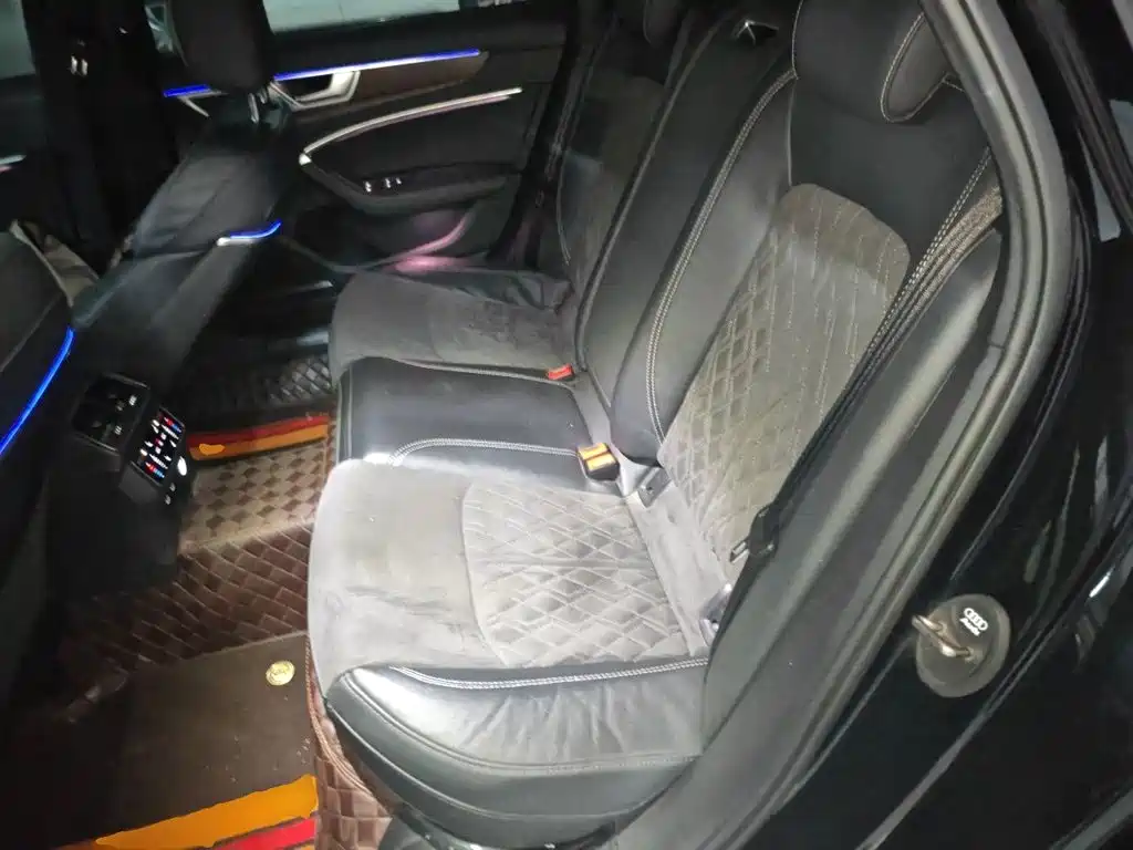 Audi A6L — миниатюра 18
