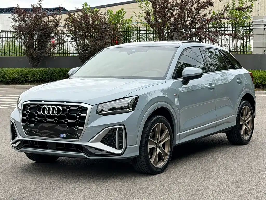 Audi Q2L 2022 35 TFSI Fashion Dynamic Type