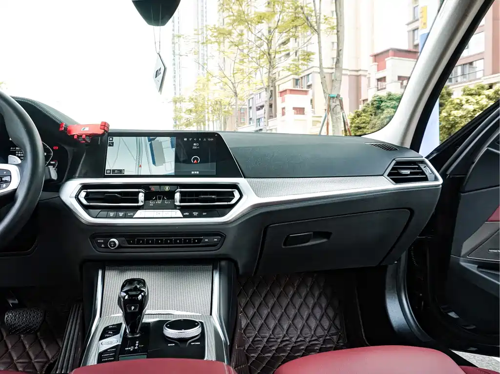 BMW 3 Series — миниатюра 24