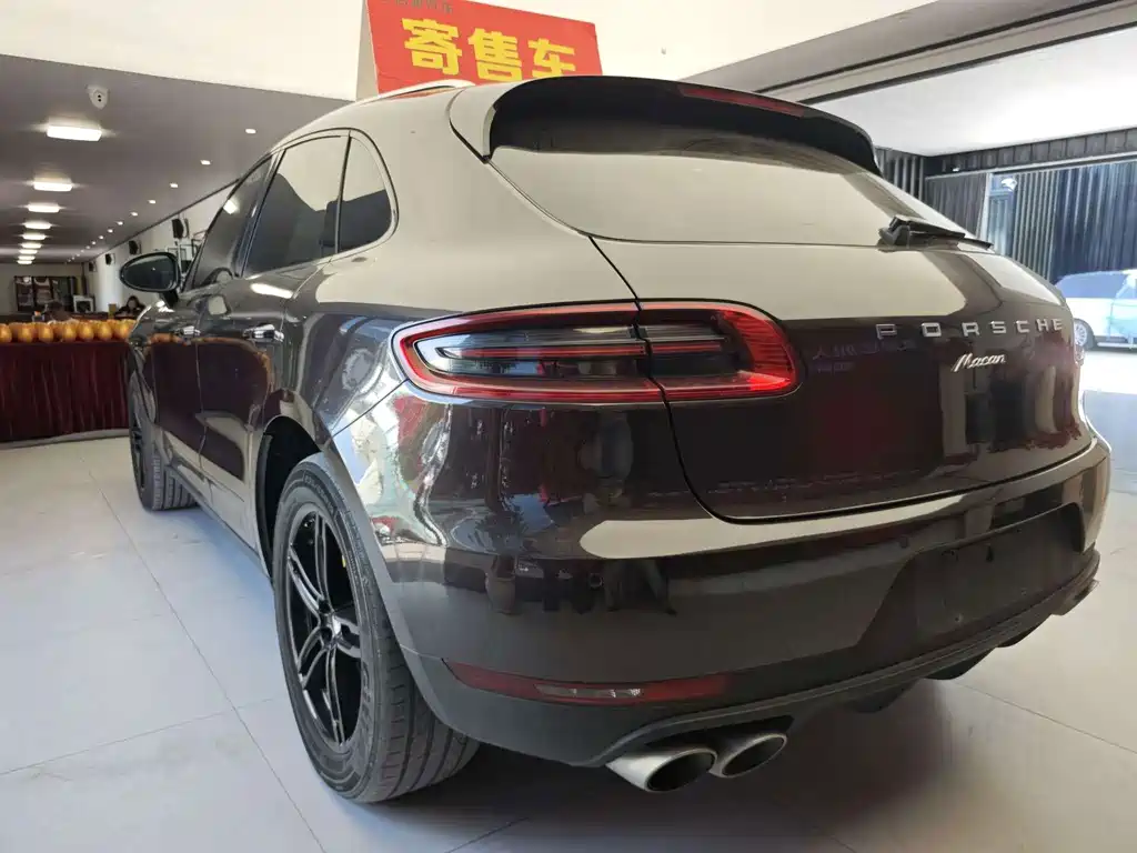 Porsche Macan — миниатюра 11