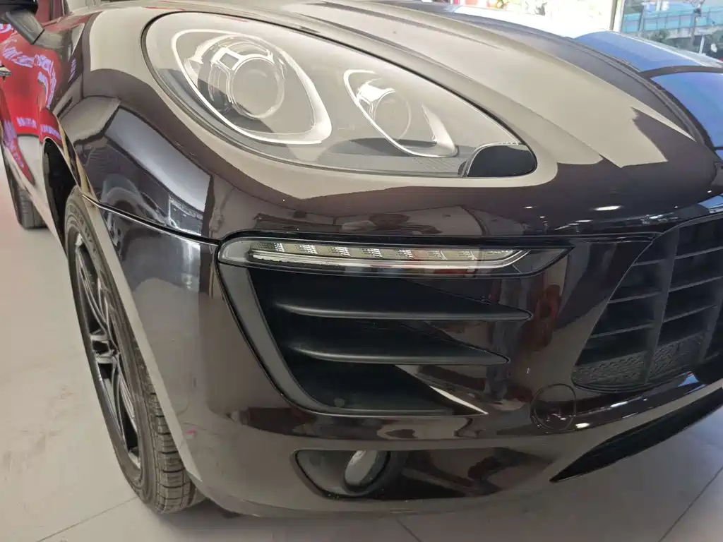 Porsche Macan — миниатюра 17