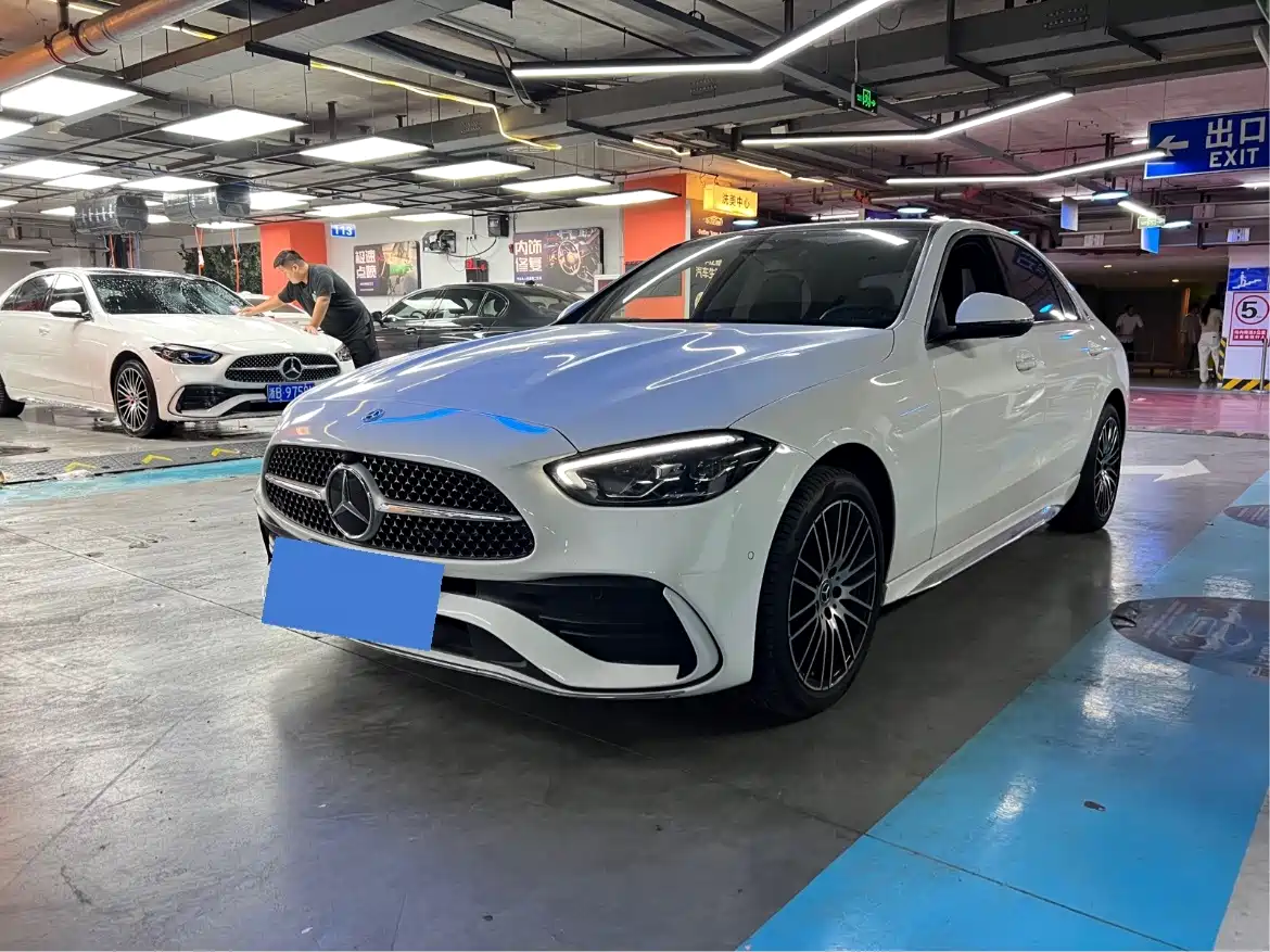 奔驰C级 2024款 C 260 L 运动版 2024