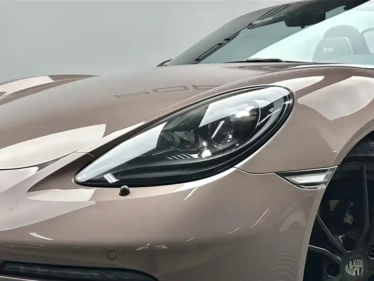 Porsche 718 2022 Boxster T 2.0T